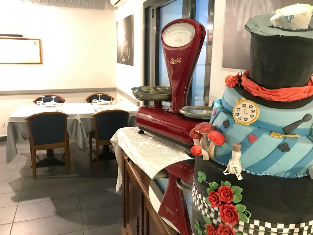 Taverna Napoleone San Lorenzo  外观 照片